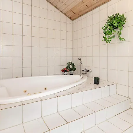 Dom wakacyjny 6 Person In Bl Vand *